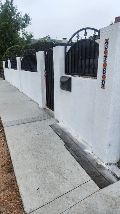 3760 Military Ave in Los Angeles, CA - Building Photo