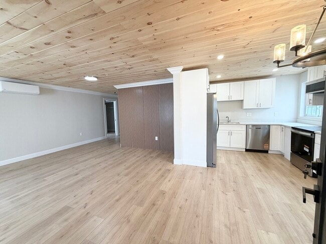 3 1/2 Buffum St in Salem, MA - Building Photo - Building Photo