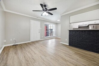 201 Emerson St in Houston, TX - Building Photo - Building Photo