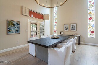 8602 E Vista Del Lago in Scottsdale, AZ - Building Photo - Building Photo