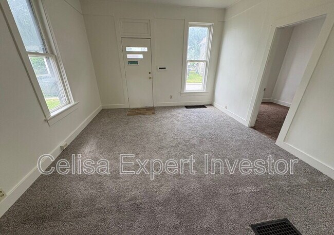 property at 528 5th St