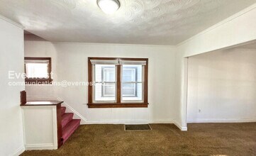 661 S Burgess Ave in Columbus, OH - Building Photo - Building Photo