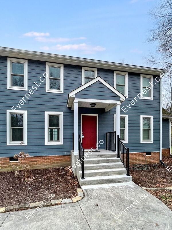 property at 7515 Fawndale Dr