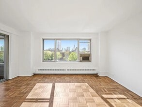 453 FDR Dr in New York, NY - Building Photo - Building Photo