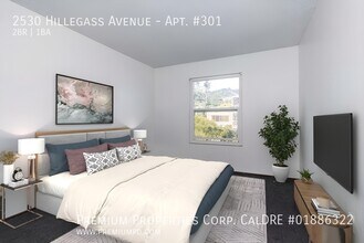 2530 Hillegass Ave in Berkeley, CA - Building Photo - Building Photo