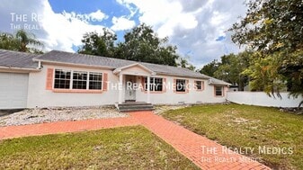 1807 N Park Ave in Winter Park, FL - Building Photo