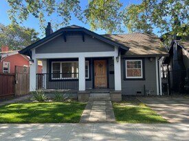 3018 D St in Sacramento, CA - Building Photo