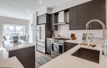 634 N 5th St in Philadelphia, PA - Building Photo - Building Photo