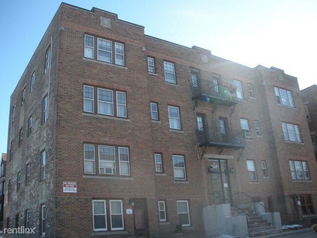 5 Sherborn Ct-Unit -Apt 6 in Medford, MA - Building Photo - Building Photo