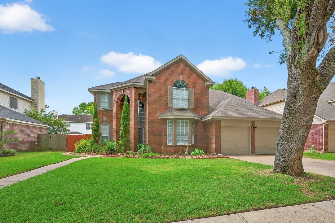 818 Hyacinth Pl in Missouri City, TX - Building Photo