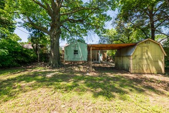 536 S Glendale St in Wichita, KS - Building Photo - Building Photo