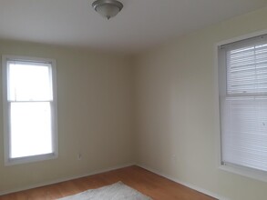 628 E 6th St, Unit 1 in Erie, PA - Foto de edificio - Building Photo