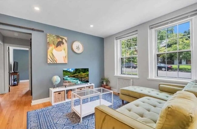 2716 29th St SE in Washington, DC - Building Photo - Building Photo