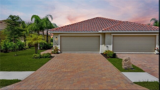 1676 Alameda Dr in Naples, FL - Building Photo - Building Photo