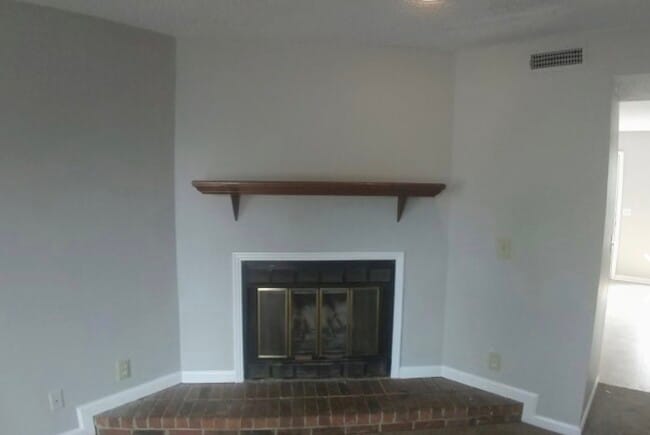 2416 Scott Valley Dr in Nashville, TN - Foto de edificio - Building Photo