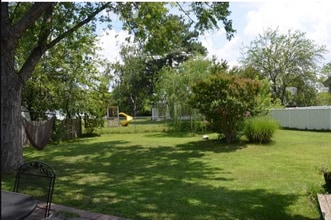 1621 Debra Dr in Waldorf, MD - Building Photo - Building Photo