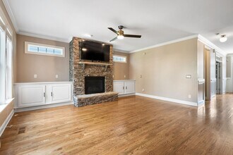 1204 Chalk Maple Dr in Cary, NC - Building Photo - Building Photo