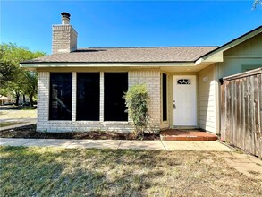 2116 Margalene Way in Austin, TX - Building Photo - Building Photo