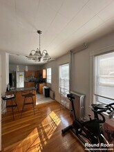 384 Washington St in Cambridge, MA - Building Photo - Building Photo