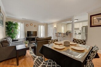 2225 Summit St in Durham, NC - Building Photo - Building Photo