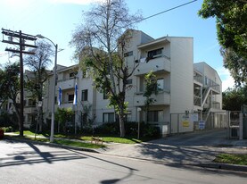 5315 Harmony Ave in North Hollywood, CA - Building Photo