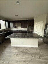 7793 Britton Rose Dr in Las Vegas, NV - Building Photo - Building Photo