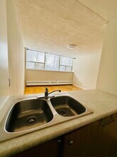 West Park Apartments in Toronto, ON - Building Photo - Building Photo