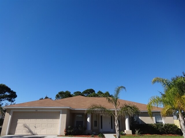 160 Andalusia Ave NW in Palm Bay, FL - Building Photo