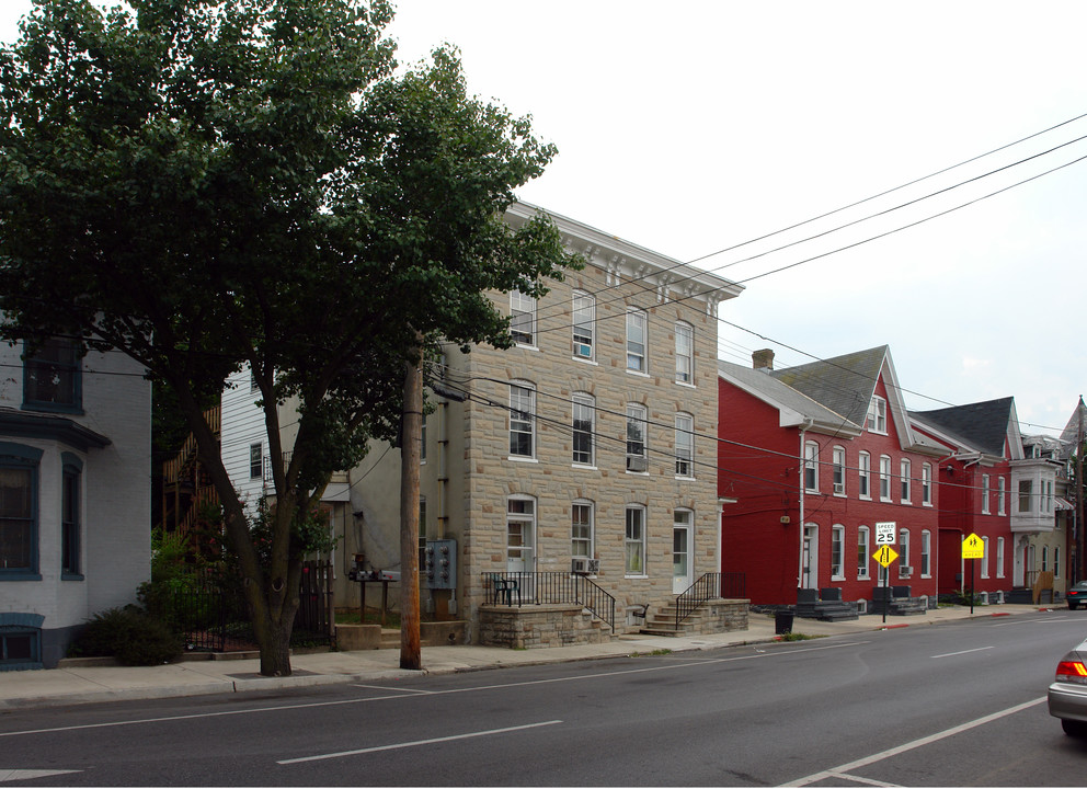 316 So Potomac St in Hagerstown, MD - Foto de edificio