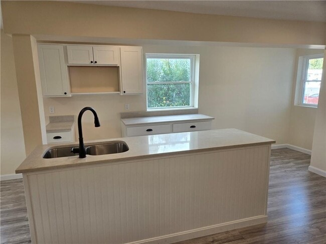 193 Child St in Warren, RI - Building Photo - Building Photo