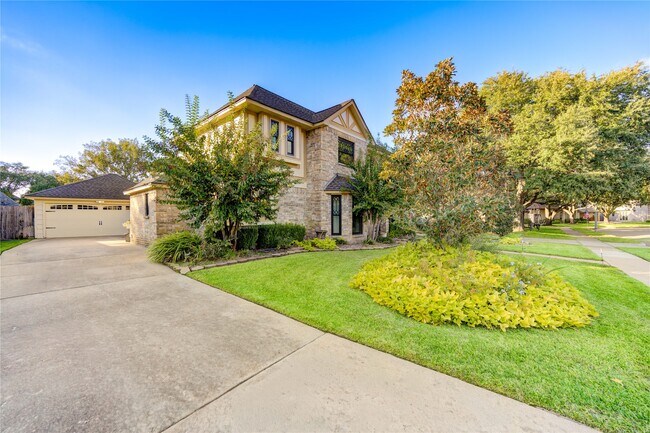 22526 Cove Hollow Dr in Katy, TX - Building Photo - Building Photo