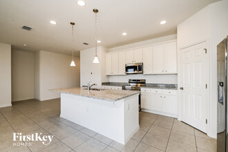 217 Windsor Reserve Dr in Eagle Lake, FL - Building Photo - Building Photo