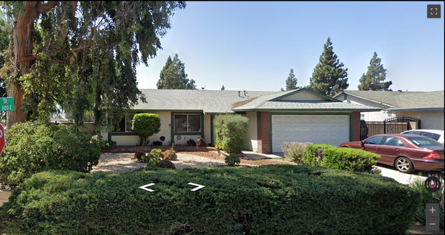 property at 652 E Spruce St