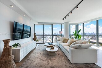 101 20th St, Unit 3006 in Miami Beach, FL - Building Photo - Building Photo