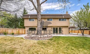 890 Singingwood Dr in Reno, NV - Building Photo - Building Photo