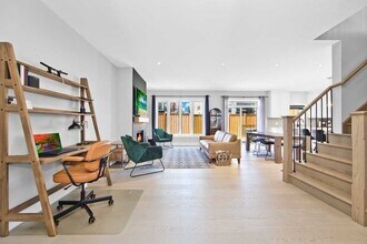 325 Sedgewood St in Kitchener, ON - Building Photo - Building Photo