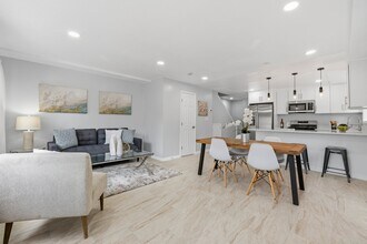 204 Webster St NE in Washington, DC - Building Photo - Building Photo