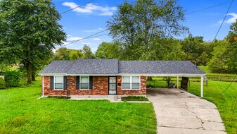 4810 Guy Dr in Louisville, KY - Building Photo