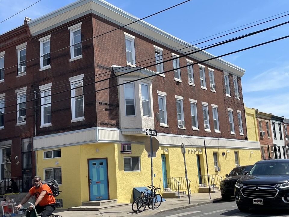 1501 S 16th St in Philadelphia, PA - Building Photo