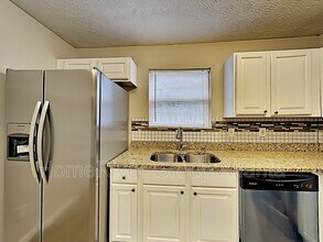 622 Waynes Ct SE in Atlanta, GA - Building Photo - Building Photo