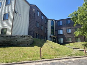 Windy Hill Apartments in St. Cloud, MN - Building Photo - Building Photo