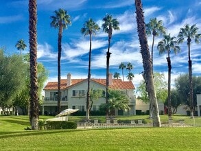 748 Vista Lago Dr N in Palm Desert, CA - Building Photo - Building Photo