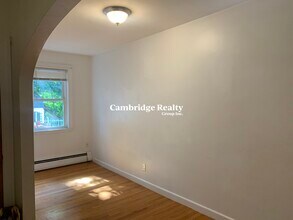 50 Marion Rd, Unit 1T in Arlington, MA - Foto de edificio - Building Photo