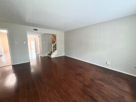 12959 Trail Hollow Dr in Houston, TX - Building Photo