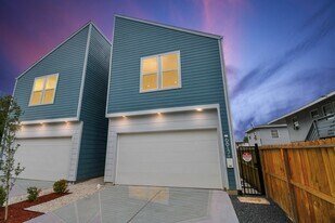 6817 Peerless St in Houston, TX - Building Photo