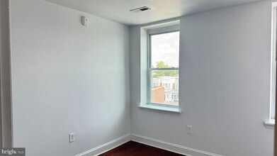 5913-17 Chestnut St-Unit -4A in Philadelphia, PA - Building Photo - Building Photo