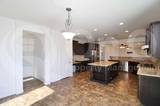 3929 E Tonto Pl in Chandler, AZ - Building Photo - Building Photo