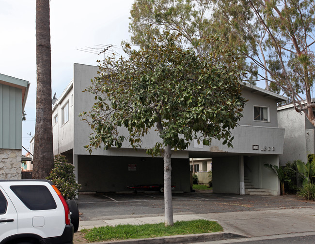 1328 Euclid St in Santa Monica, CA - Building Photo - Building Photo