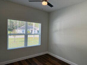 9 Ullemay Ct in Palm Coast, FL - Building Photo - Building Photo