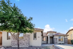 3611 W Magellan Dr in New River, AZ - Building Photo